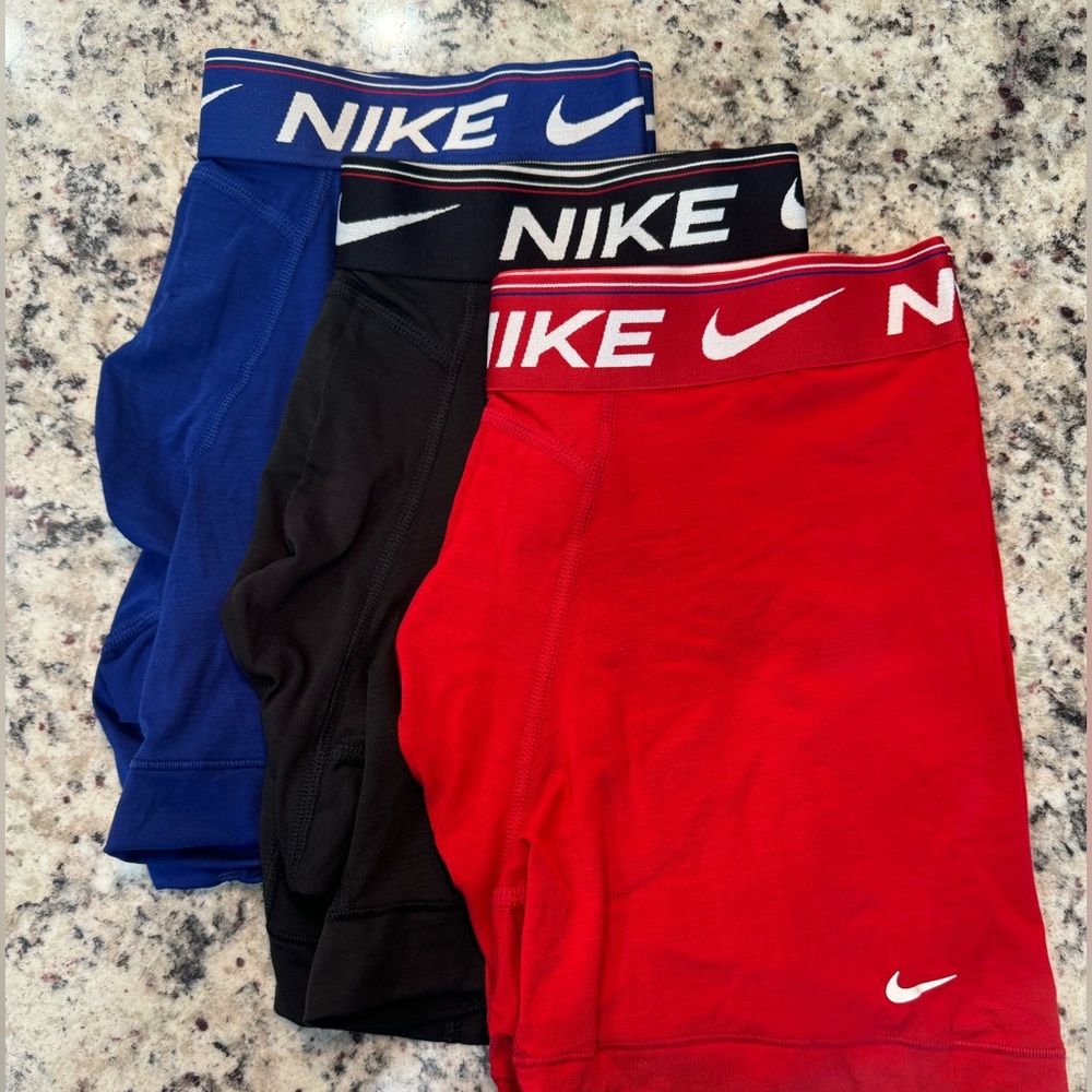 Nike Dri-FIT Ultra Comfort Boxer Briefs: Men’s M